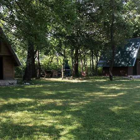 Bungalovi Enco Boracko Jezero *